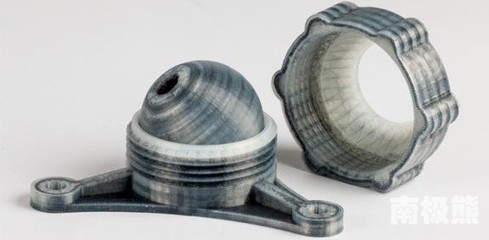 Markforged發(fā)布新一代碳纖維3D打印機(jī)Mark Two，加速3D打印基礎(chǔ)材料市場(chǎng)擴(kuò)張